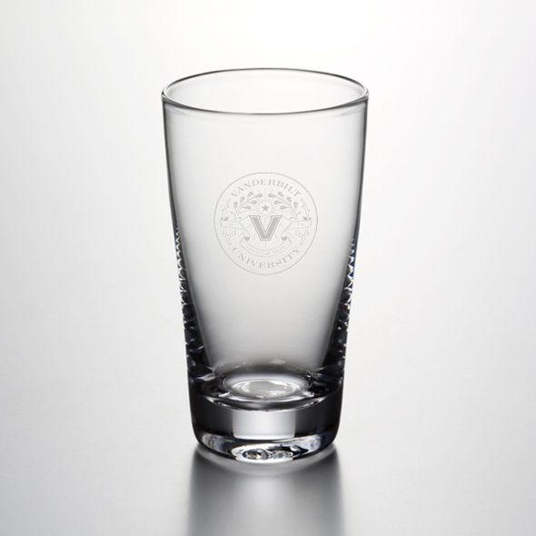 Vanderbilt Ascutney Pint Glass by Simon Pearce - Image 1